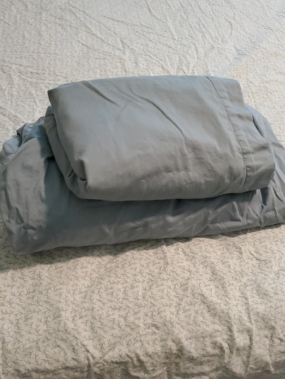 Coyuchi Sateen Full Size Fitted Sheet and Pillow Shams
